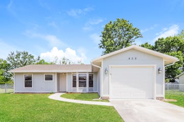 456 SW Molloy St Port St Lucie, FL 34984